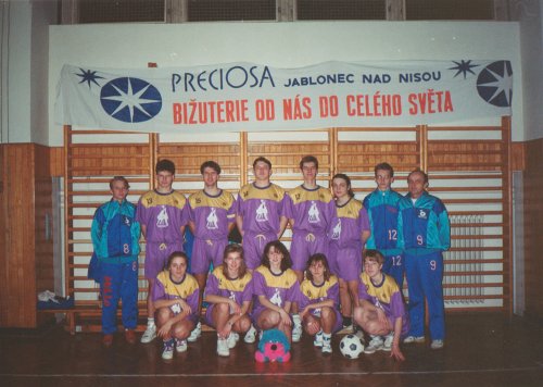 První korfbalový tým dospělých SK Junior Prostějov